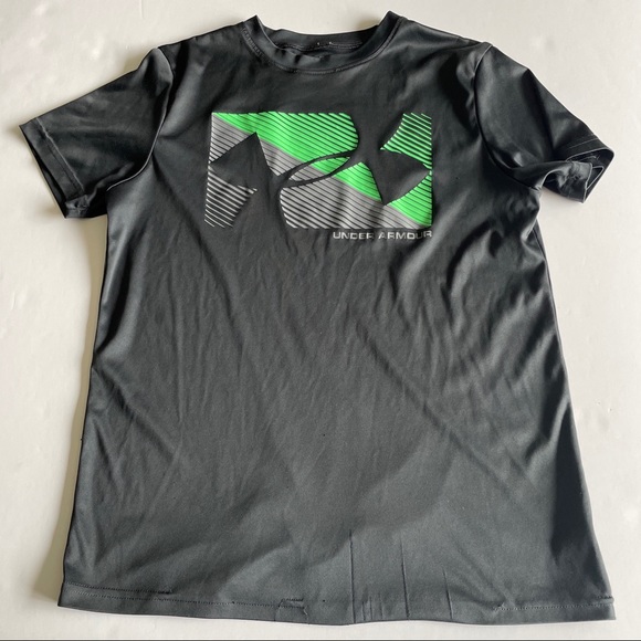 Under Armour top - Picture 1 of 5